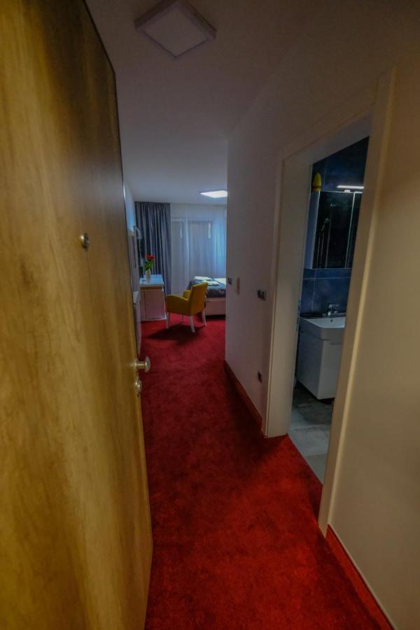 Delux Bulevar * Sarajevo